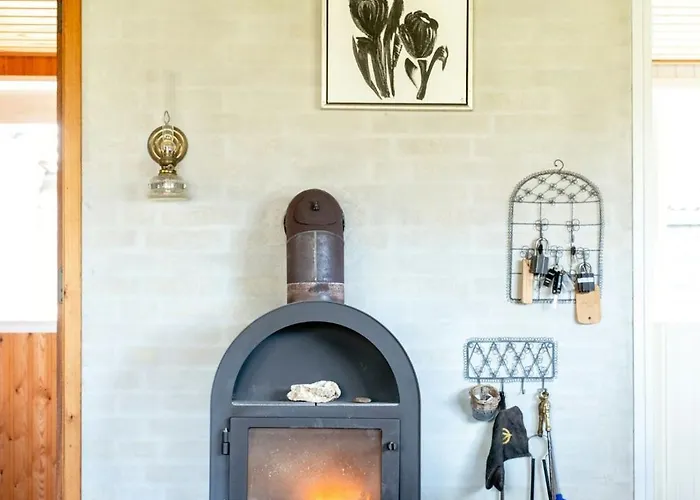 Authentic Family Summer House At The Limfjord *